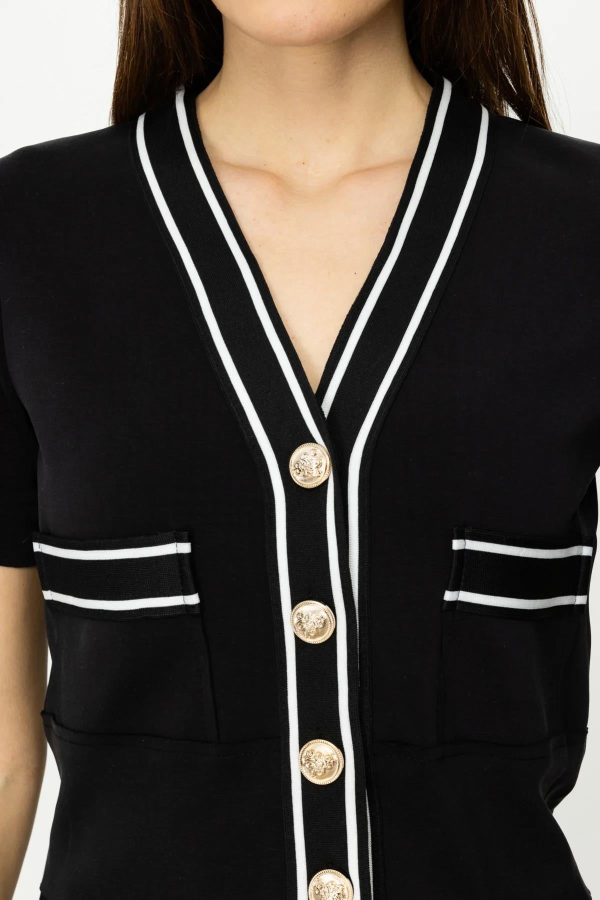 Pocket Detailed Ribbed Short Sleeve Blouse