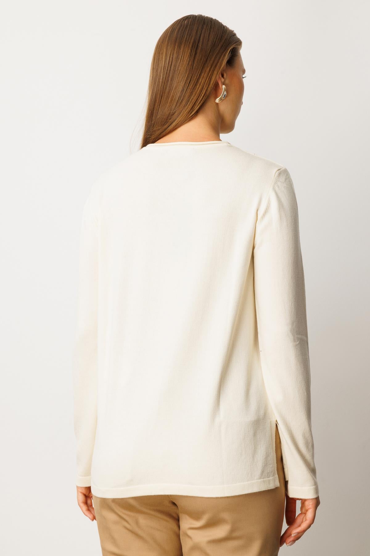 Sıfır Yaka Boncuk Detaylı Triko Büyük Beden Kazak