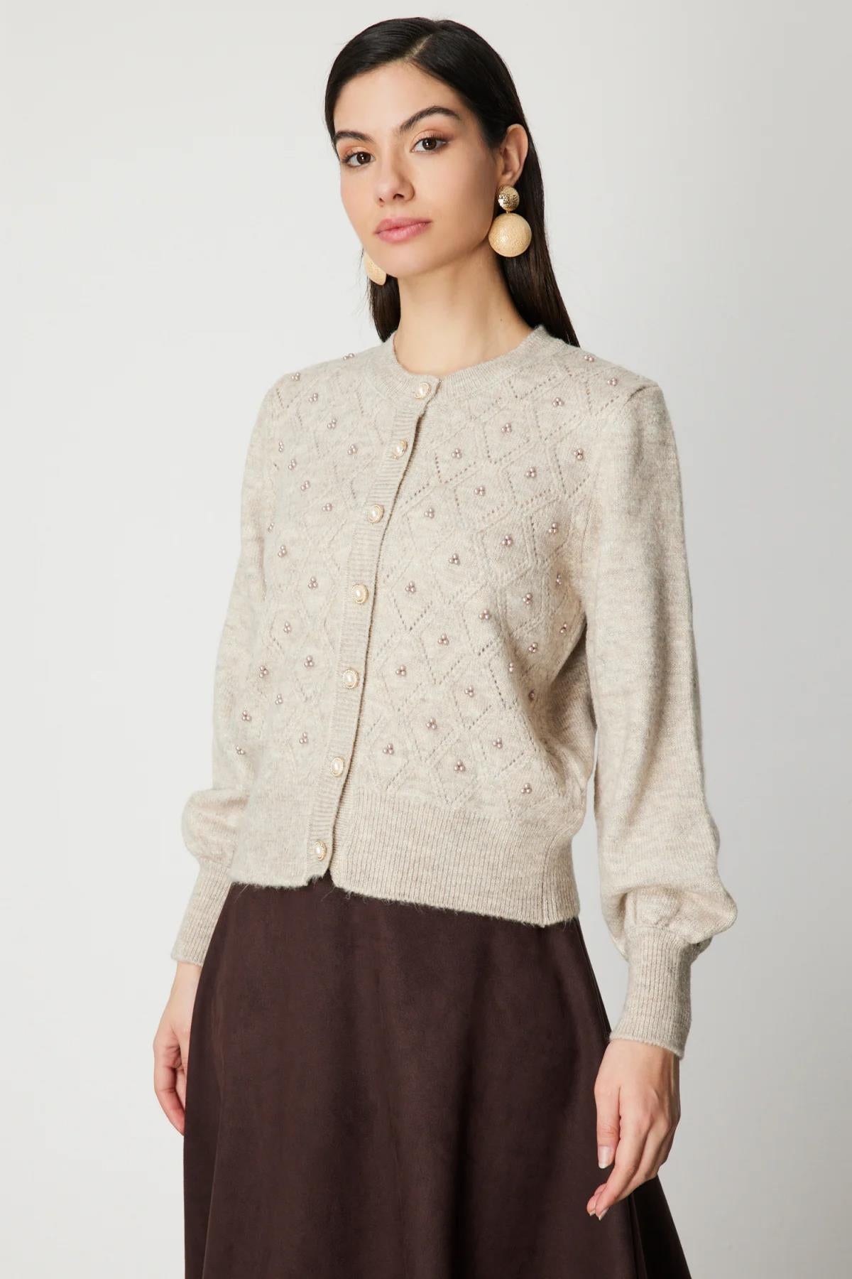 İnci Düğmeli Triko Hırka