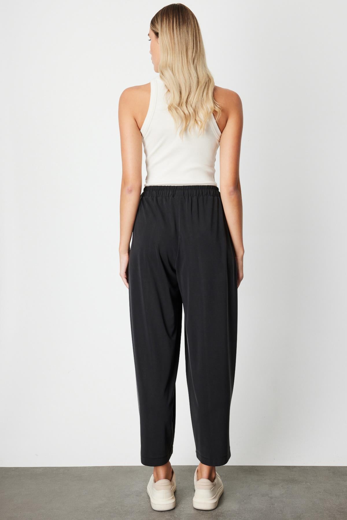 Waist-Tied Side Pocket Sweatpants