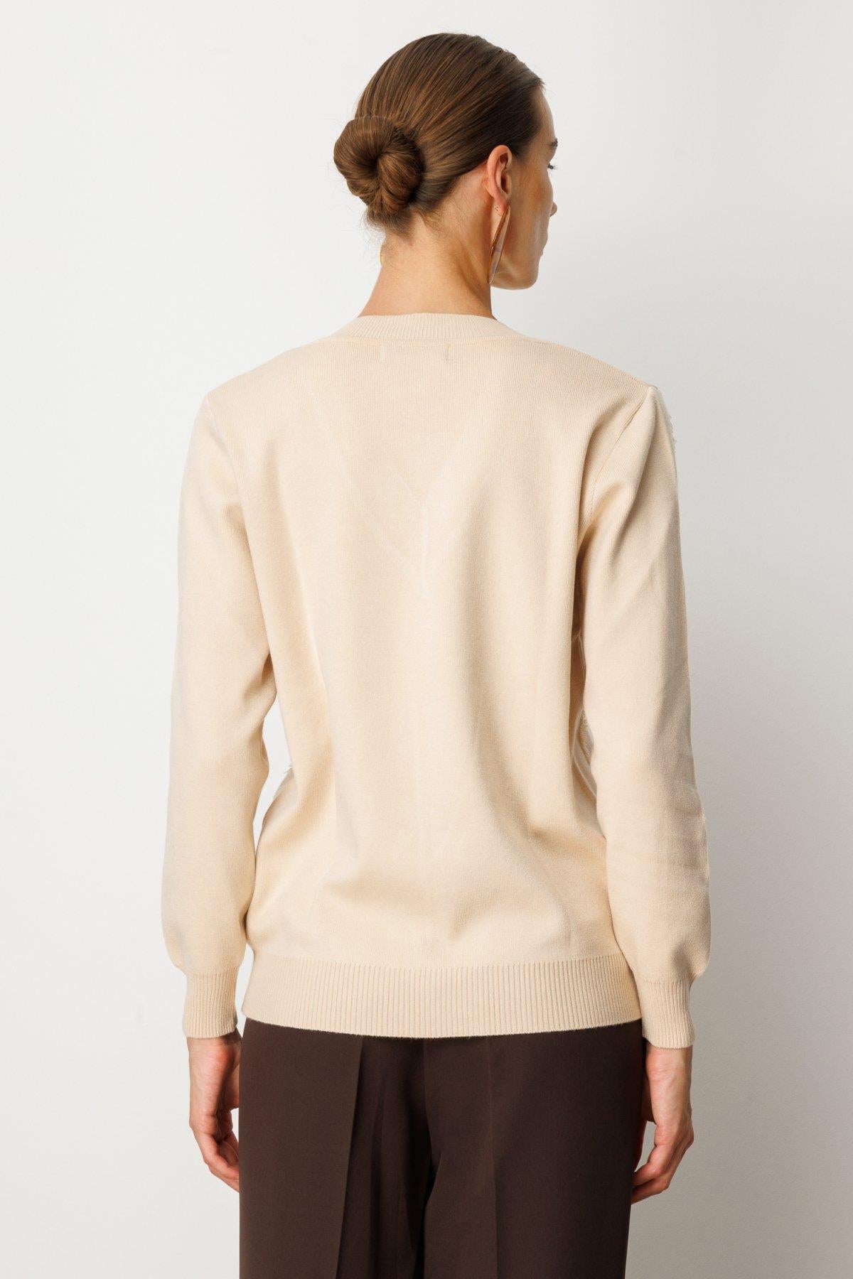 V Yaka Şerit Kırçıllı Triko Kazak