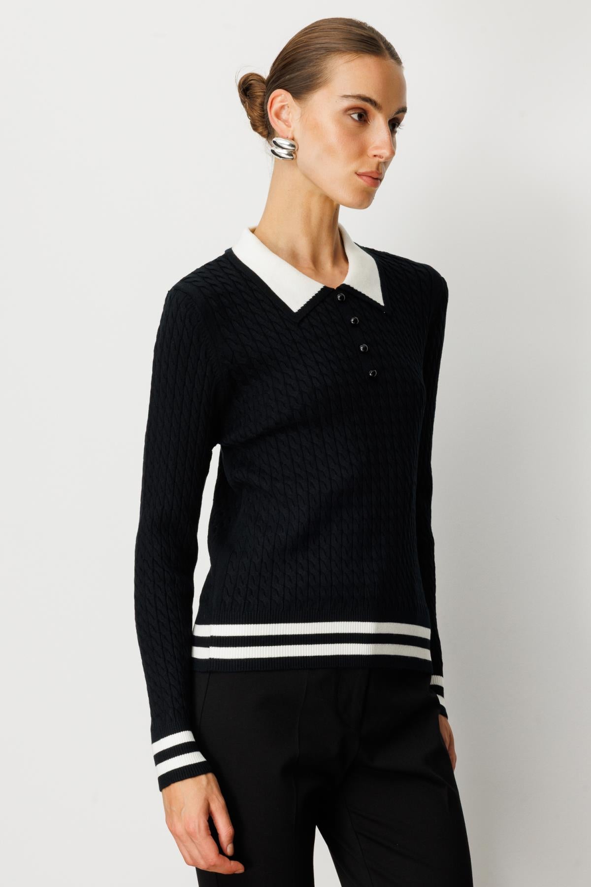 Polo Yaka Örgü Desenli Triko Kazak