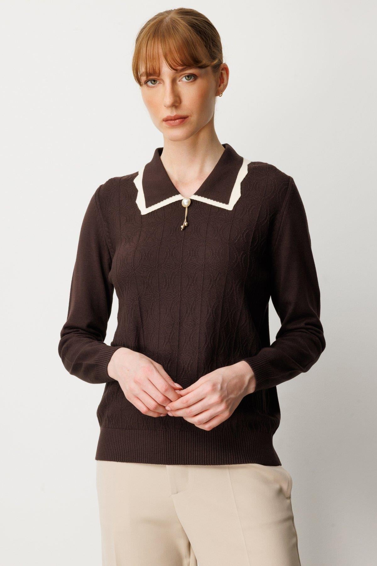 Gömlek Yaka Aksesuar Detaylı Triko Kazak