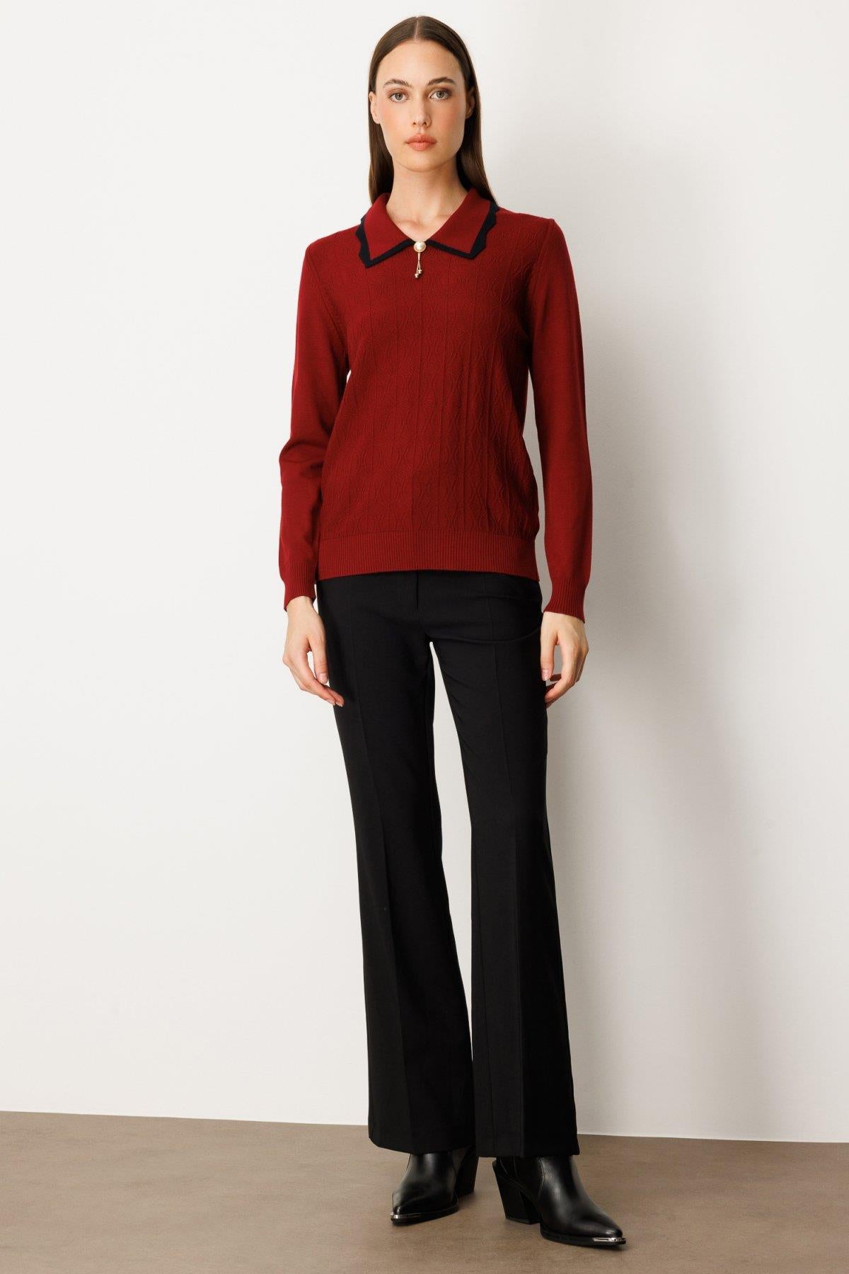 Gömlek Yaka Aksesuar Detaylı Triko Kazak