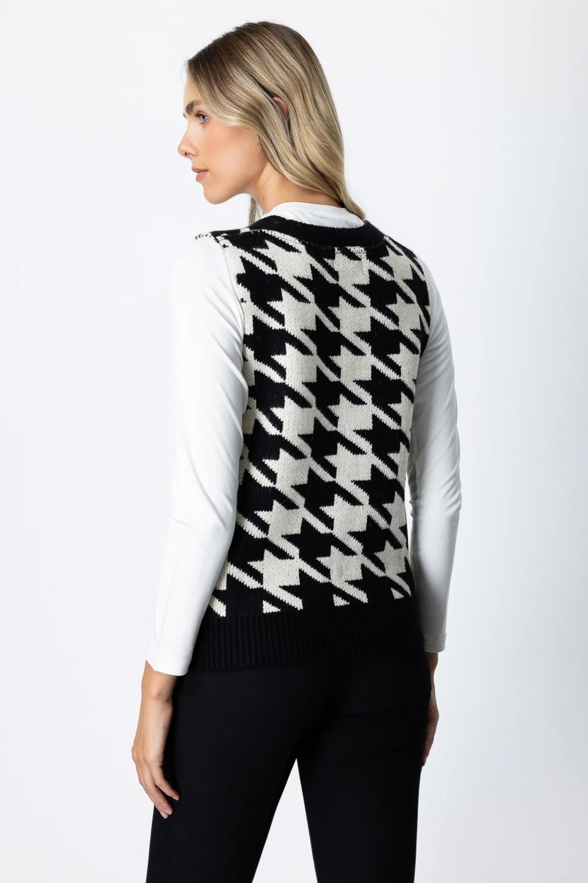 Kazayağı Desenli V Yaka Yelek