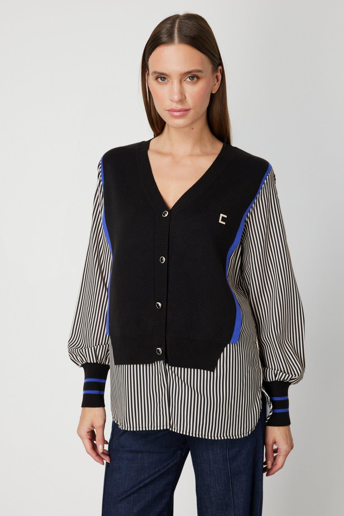 Süveter Görünümlü Miks Kumaş Düğmeli Bluz