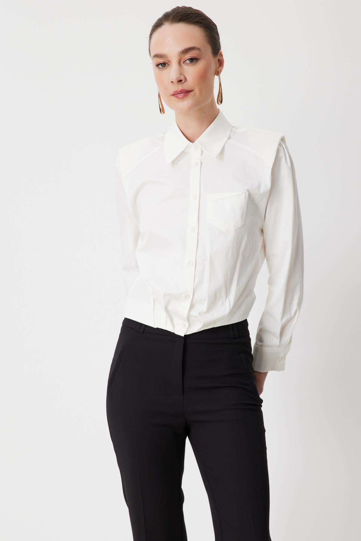 Vatkalı Beli Pileli Gömlek