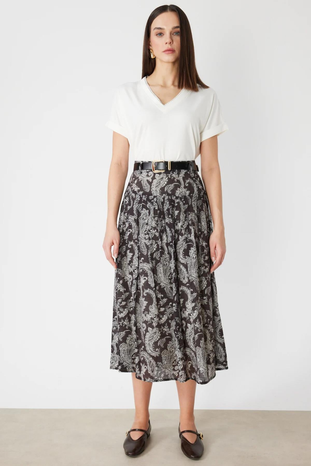 Beli Kemerli Desenli Midi Etek