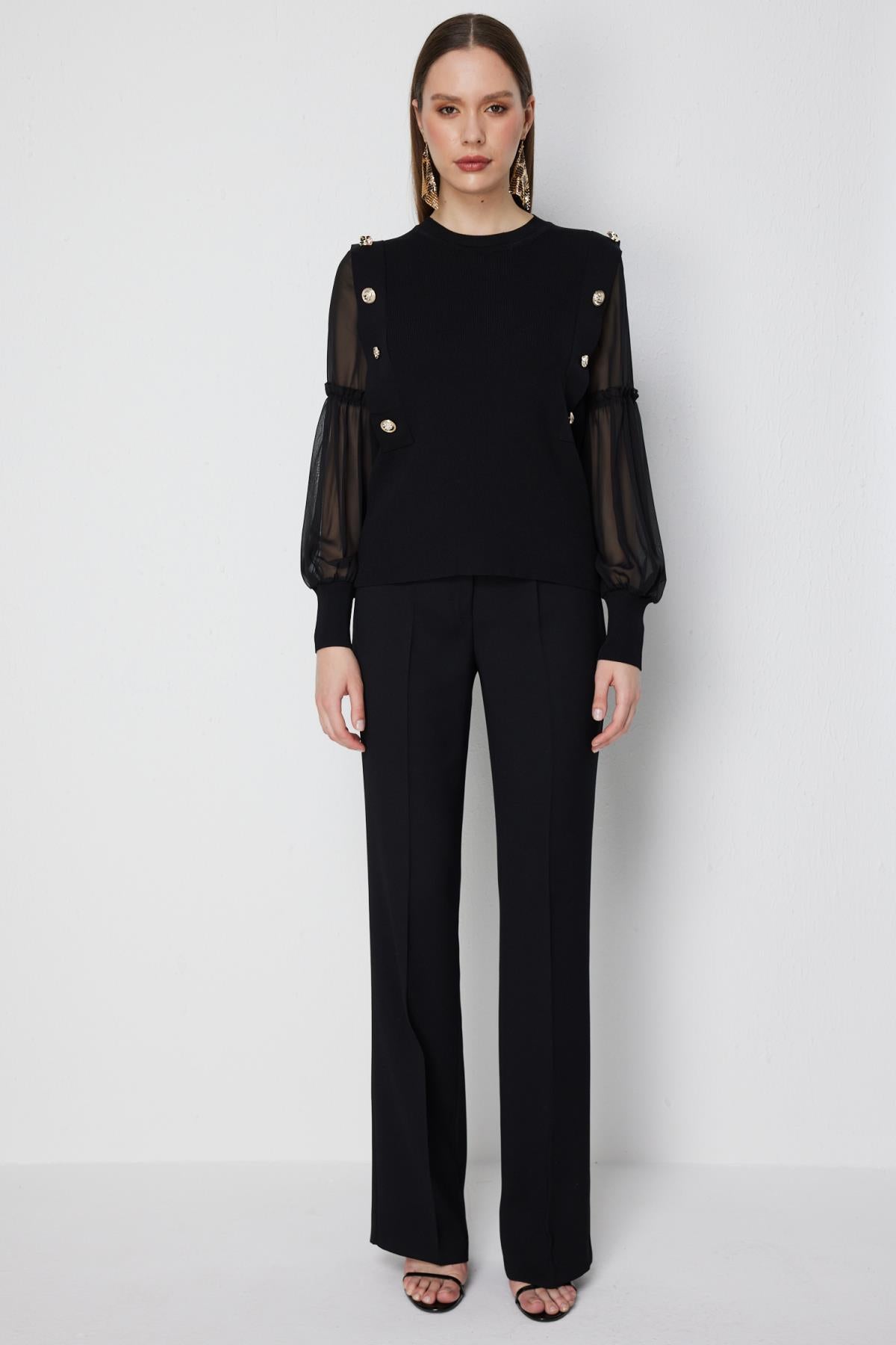 Kollar Tül Düğme Aksesuarlı Bluz