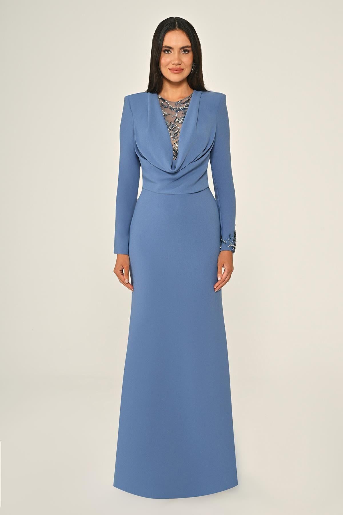 Payetli Göğüs Degaje Yaka Krep Uzun Abiye Elbise