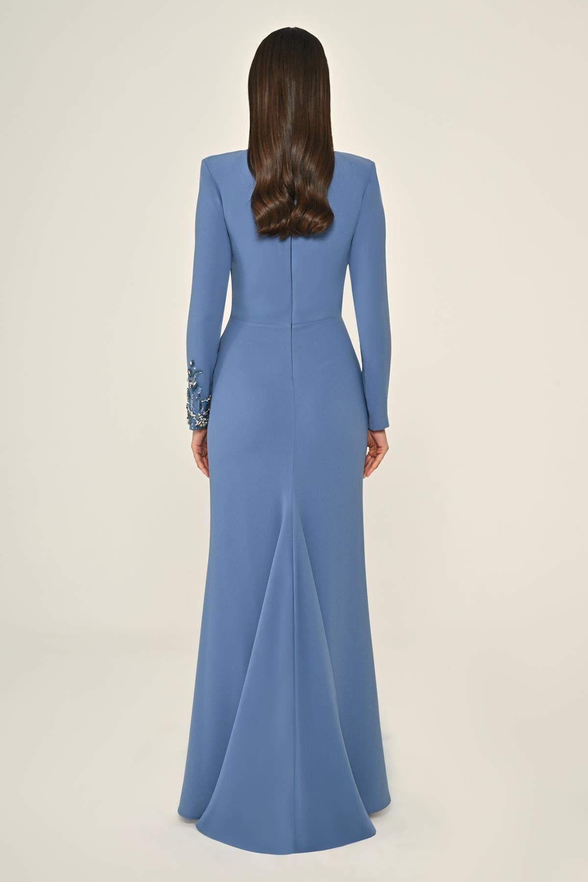 Payetli Göğüs Degaje Yaka Krep Uzun Abiye Elbise