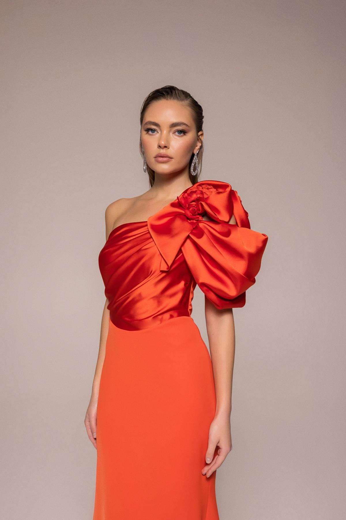 One Shoulder Flower Detailed Fish Evening Dress