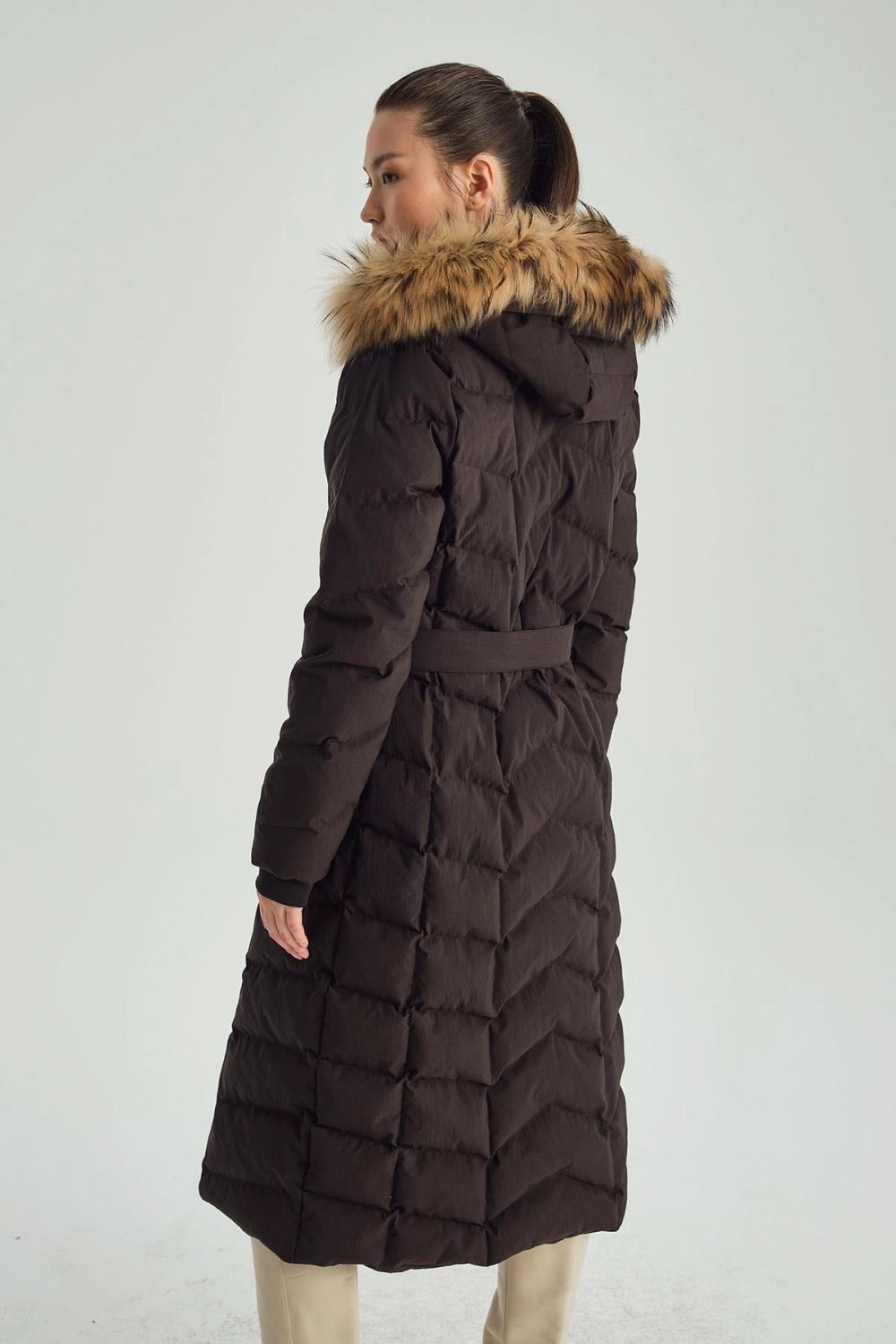 Kapüşonlu Kürklü Şişme Kadın Kaban