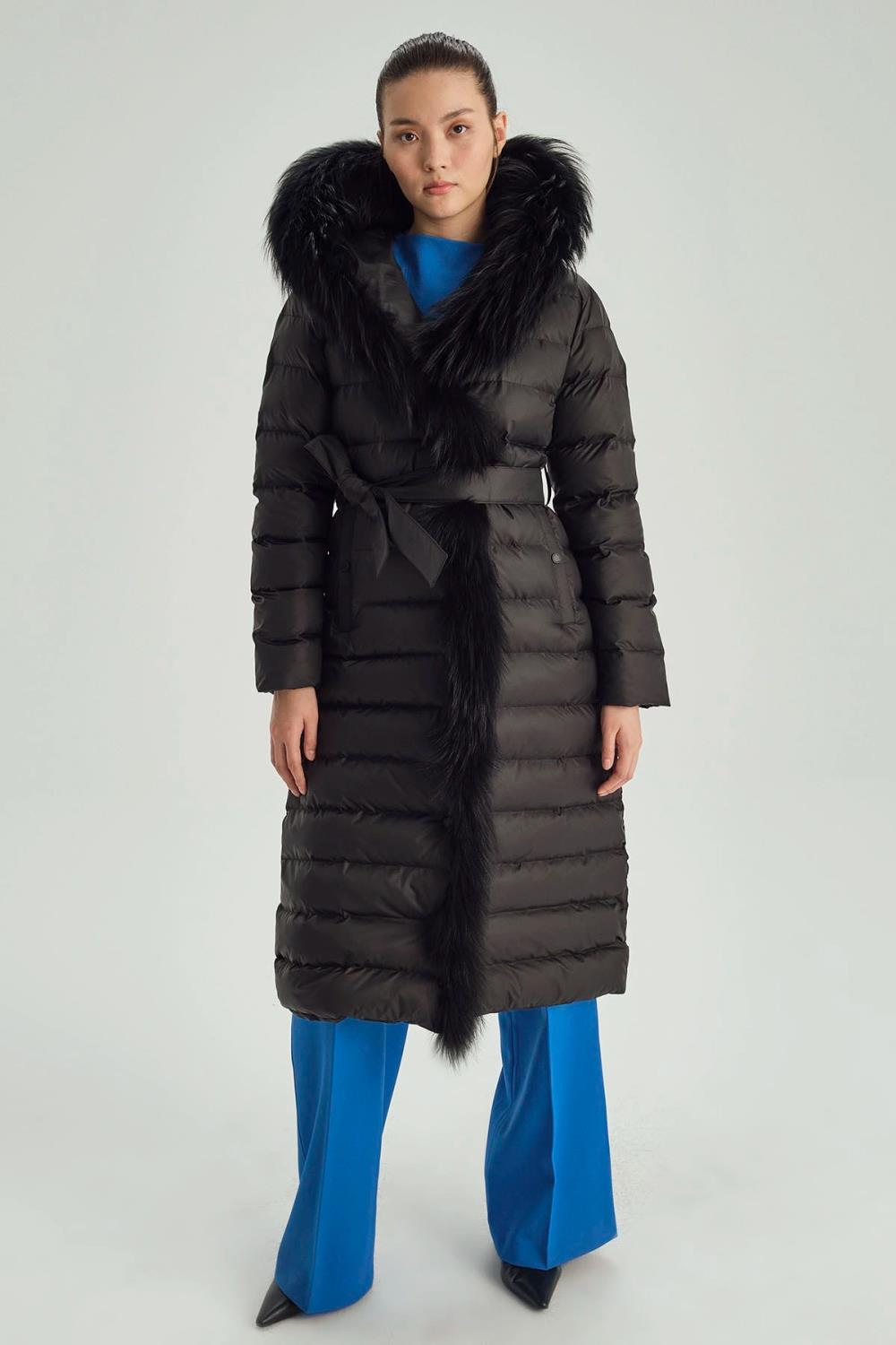 Milano Kapüşonlu Kürklü Kuşaklı Şişme Kadın Kaban